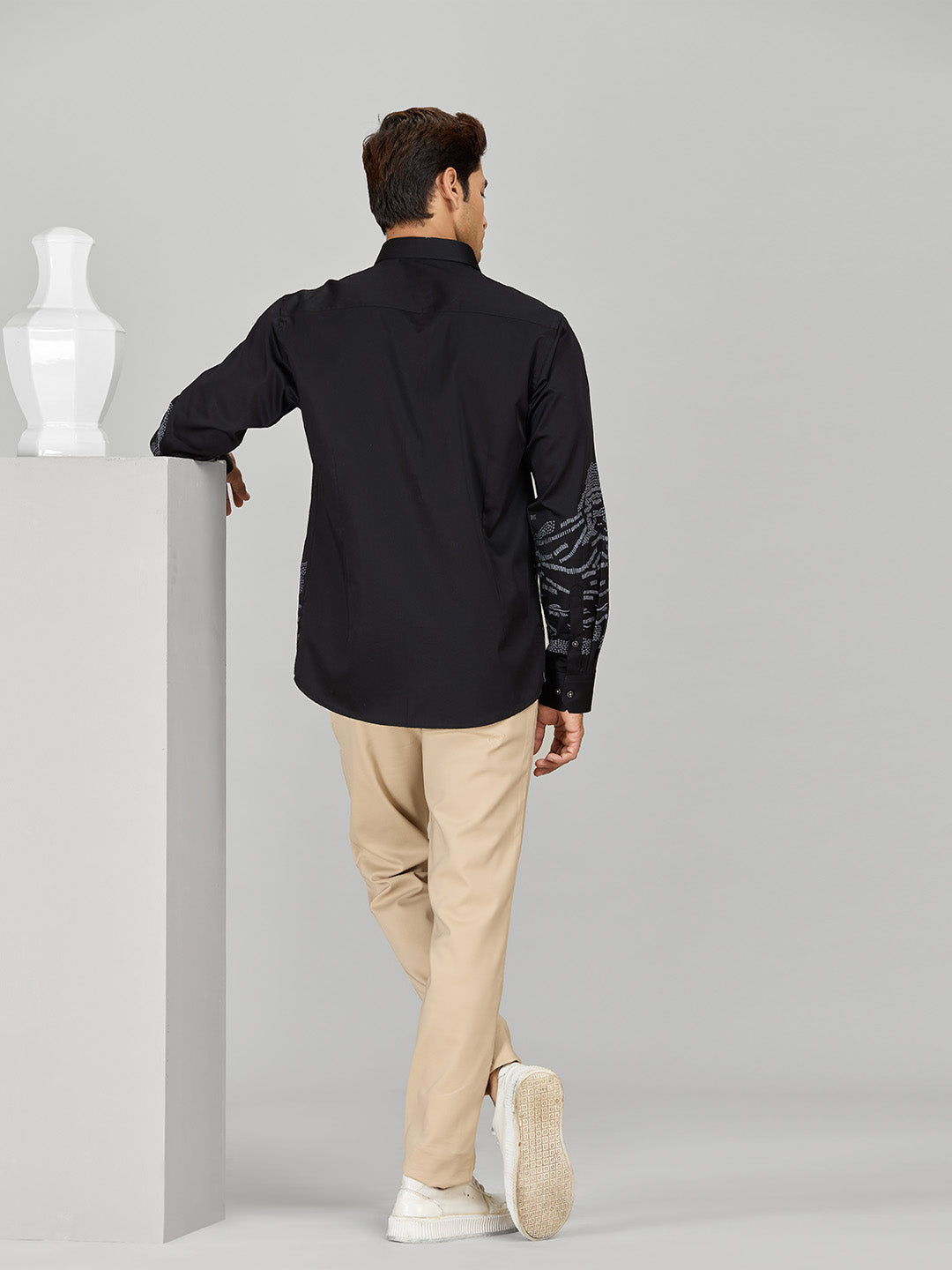 Men’s Black Cotton Designer Shirt in Slim Fit