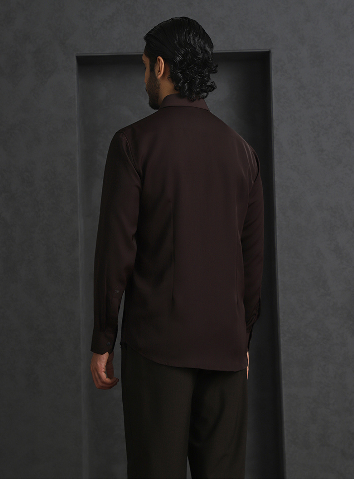 Dark Brown Slim Fit Stroma Shirt with Classic Plain Design
