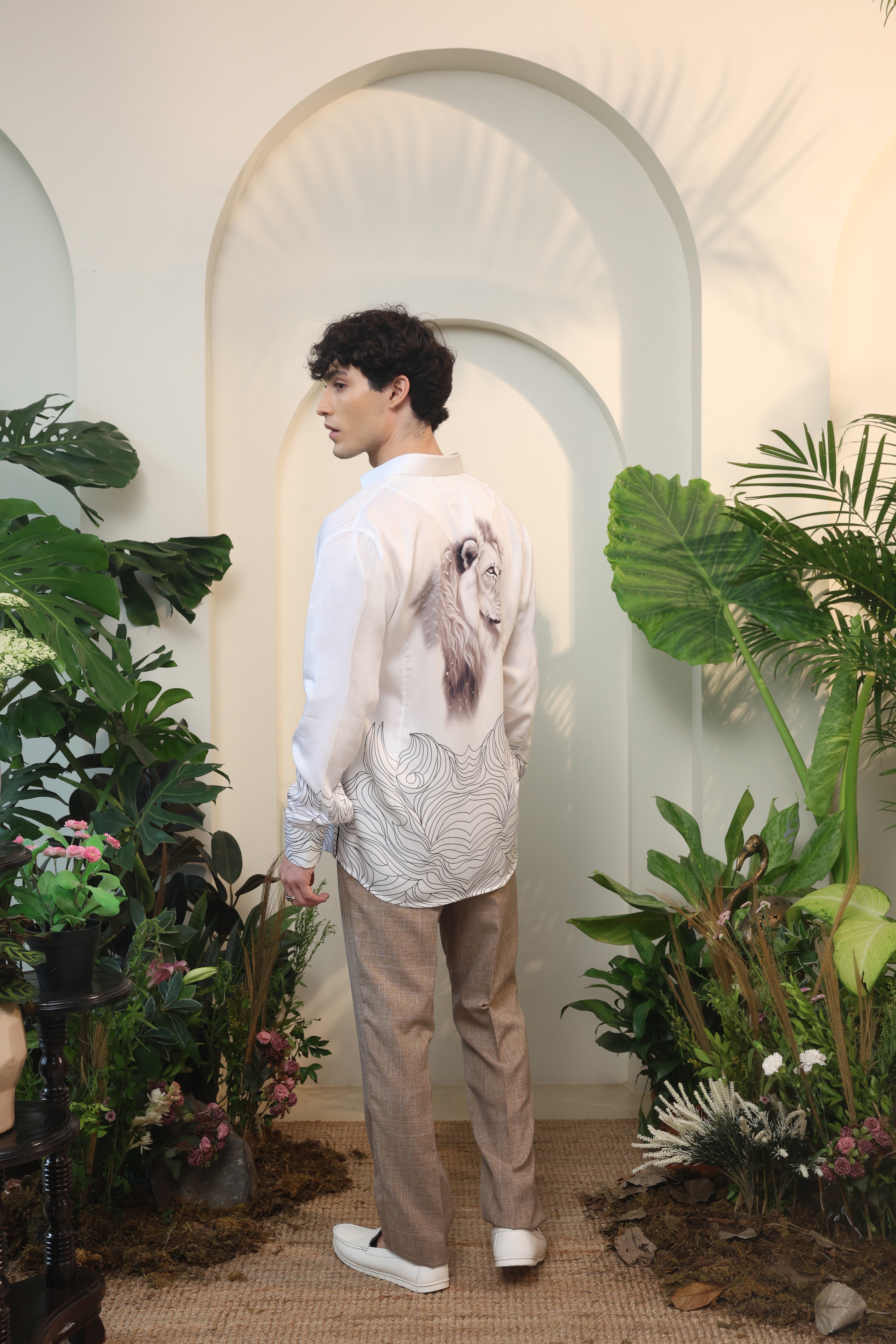 White Lion & Abstract Print Full Sleeve Shirt
