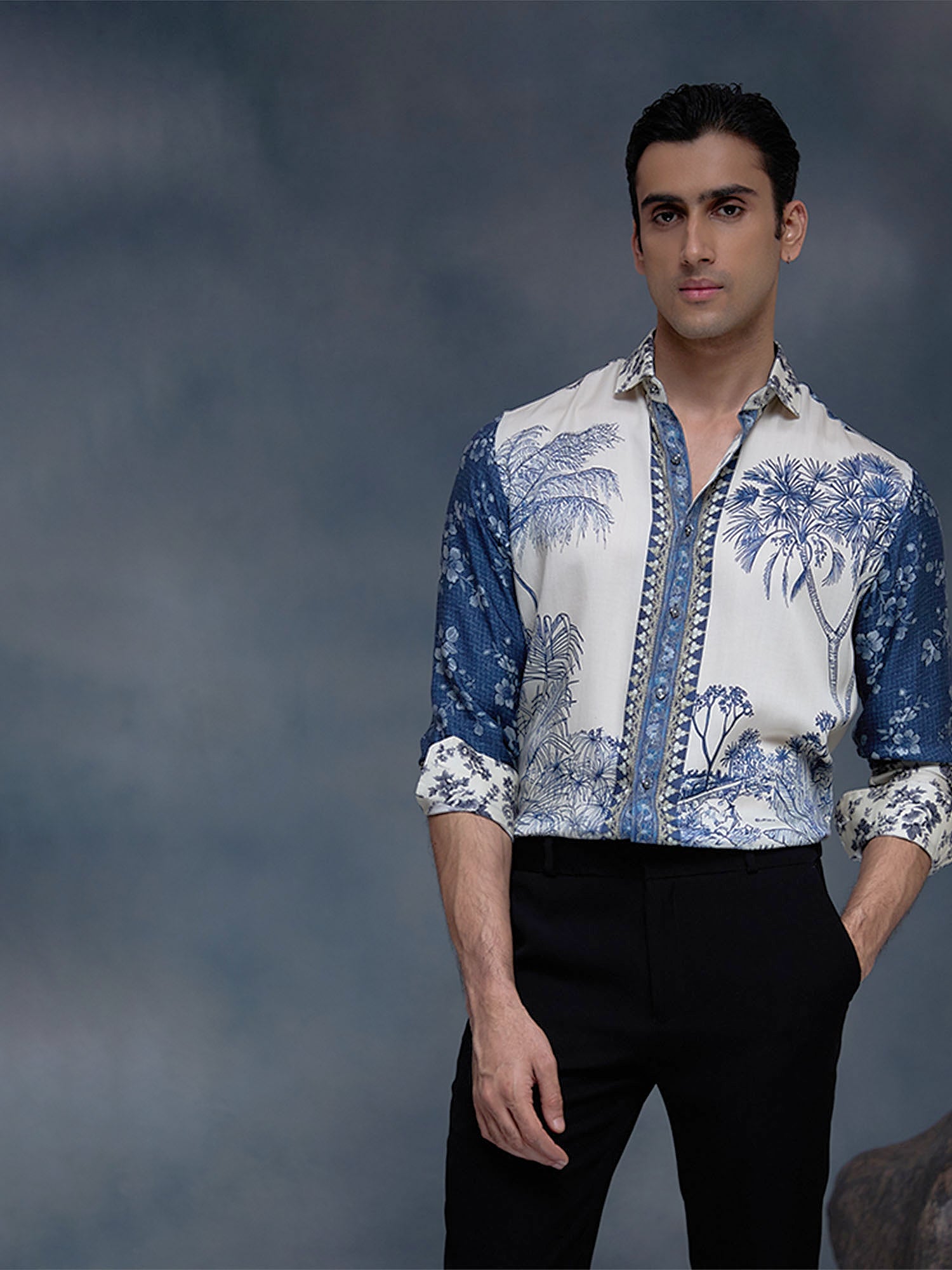 Off-White Floral Print Slim Fit Shirt