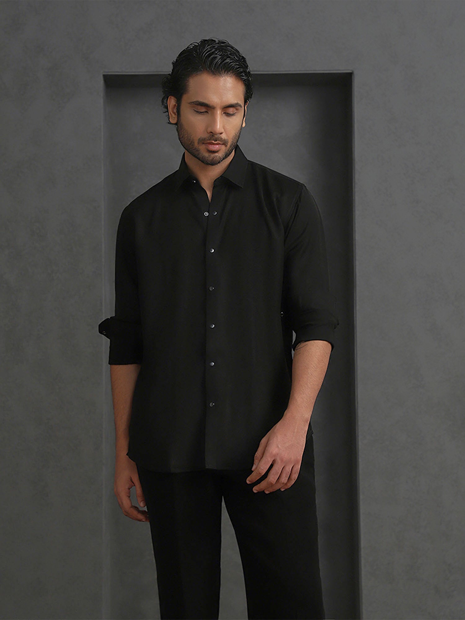 Black Slim Fit Stroma Shirt with Classic Plain Elegance