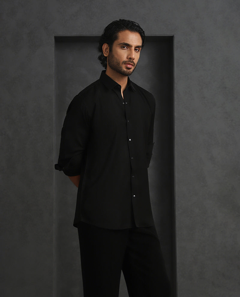 Black Slim Fit Stroma Shirt with Classic Plain Elegance
