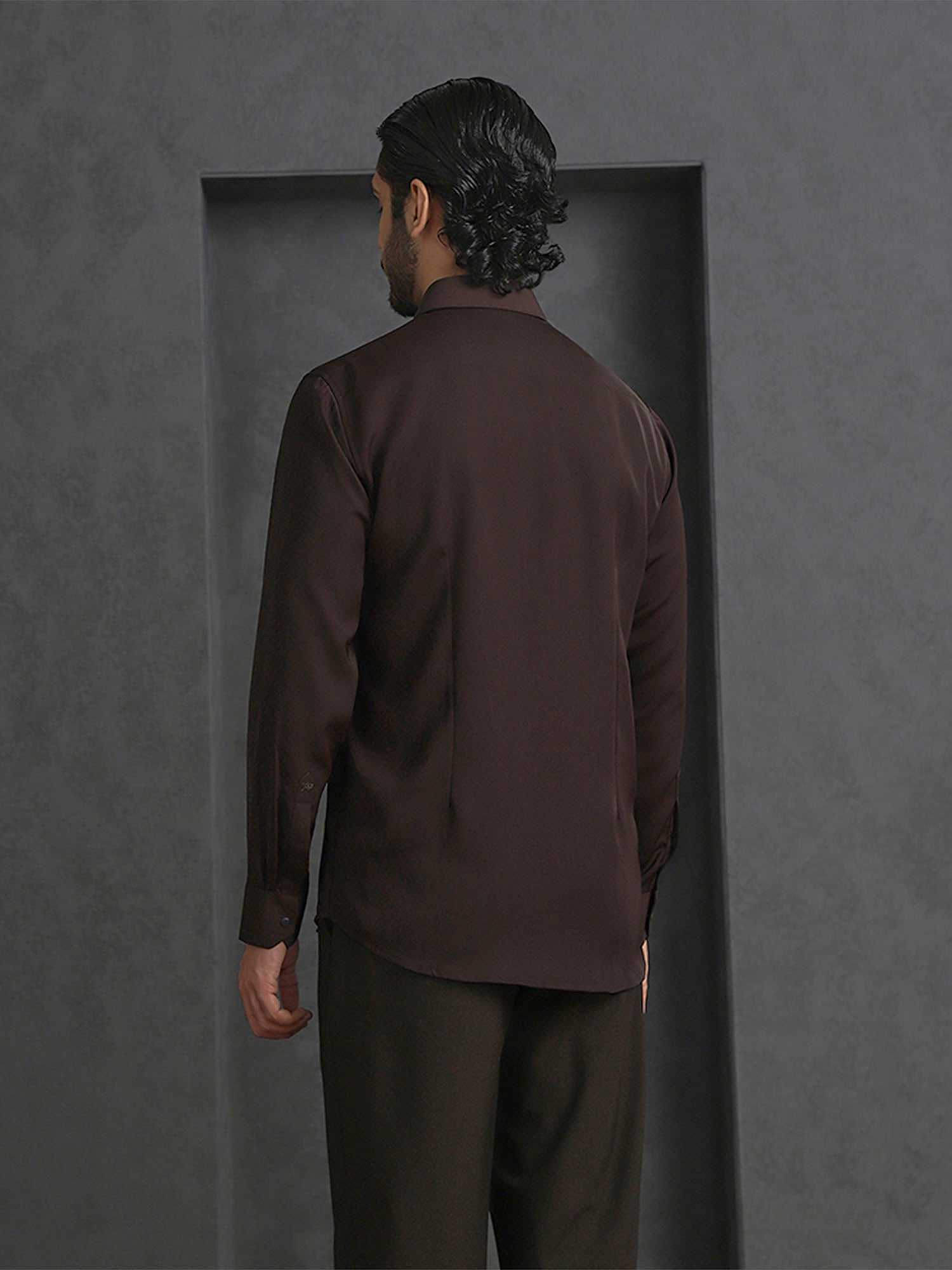 Dark Brown Slim Fit Stroma Shirt with Classic Plain Design