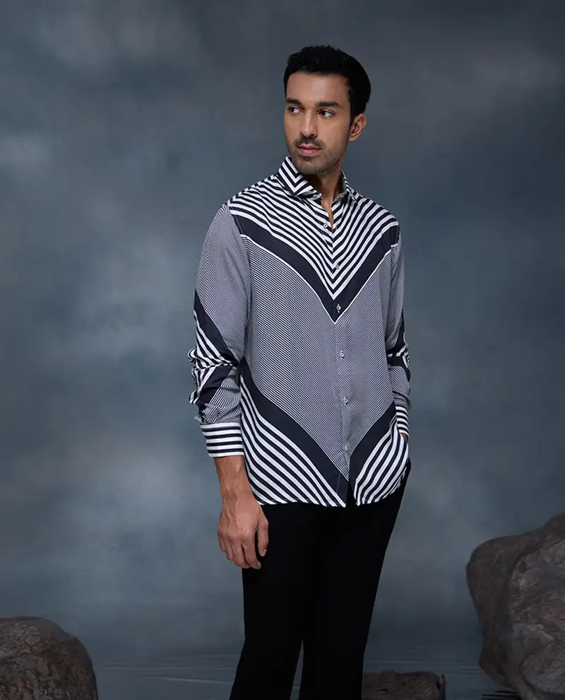 White and Black Chevron Striped Print Slim Fit Shirt