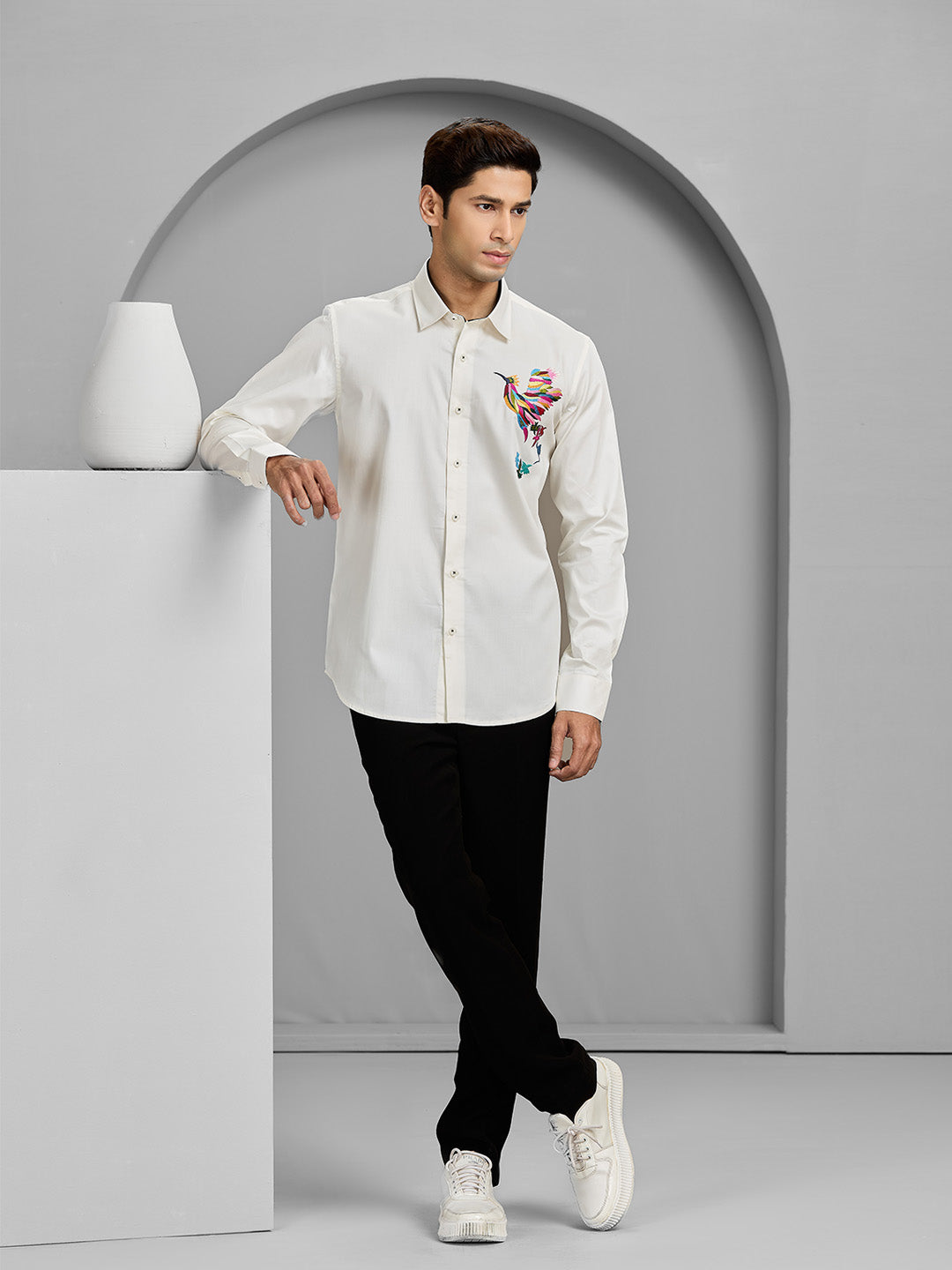 Men's Cream Cotton Designer Shirt in Slim Fit