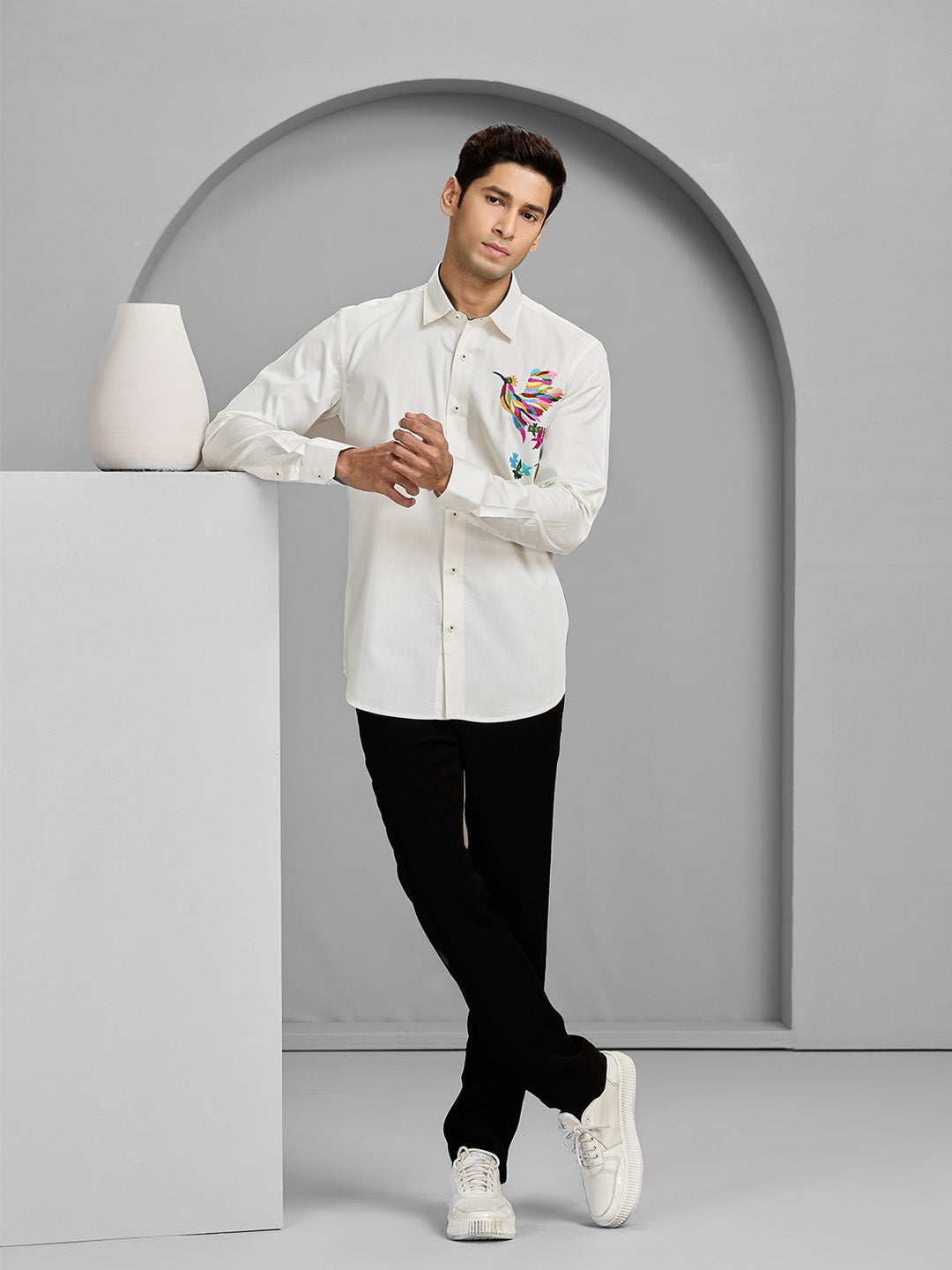 Men's Cream Cotton Designer Shirt in Slim Fit