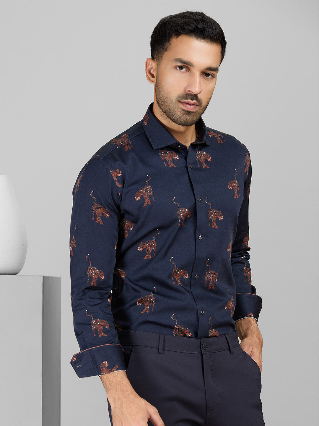Men's Navy Blue Cotton Printed Shirt in Slim Fit