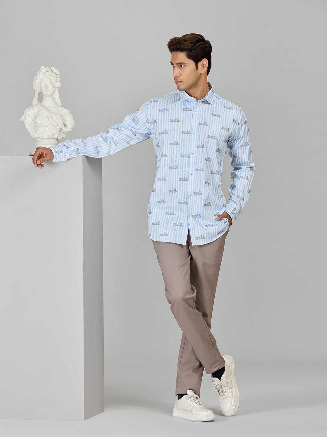 Men's Sky Blue Cotton Designer Shirt in Slim Fit