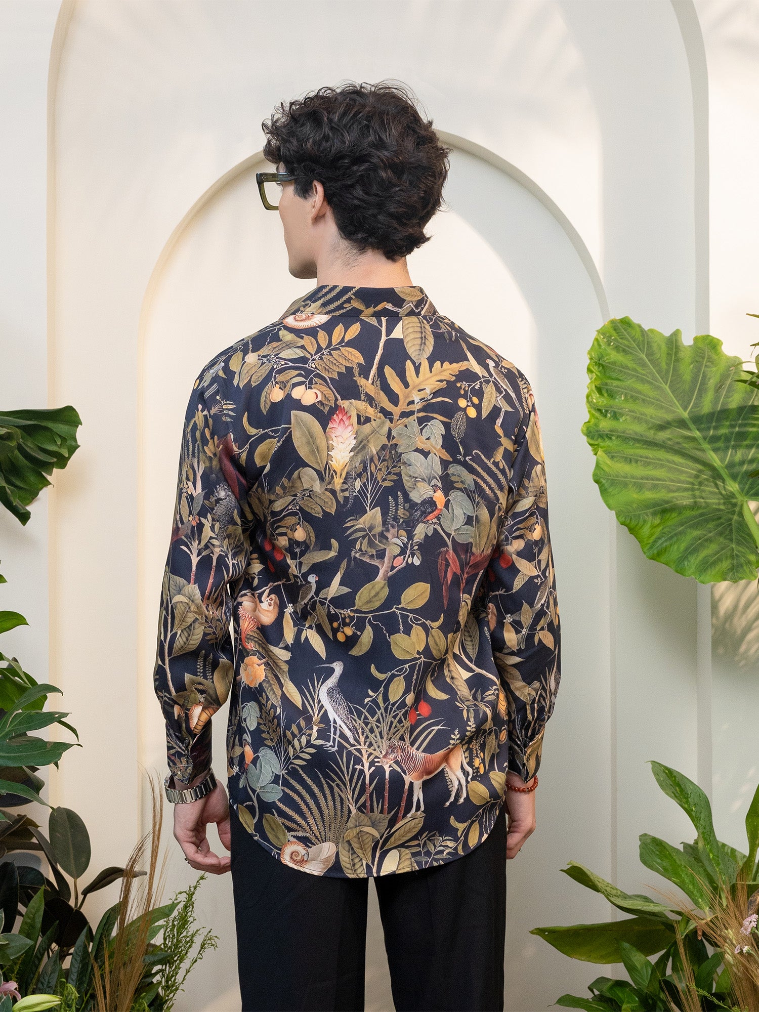 Black Flora & Fauna Print Full Sleeve Shirt