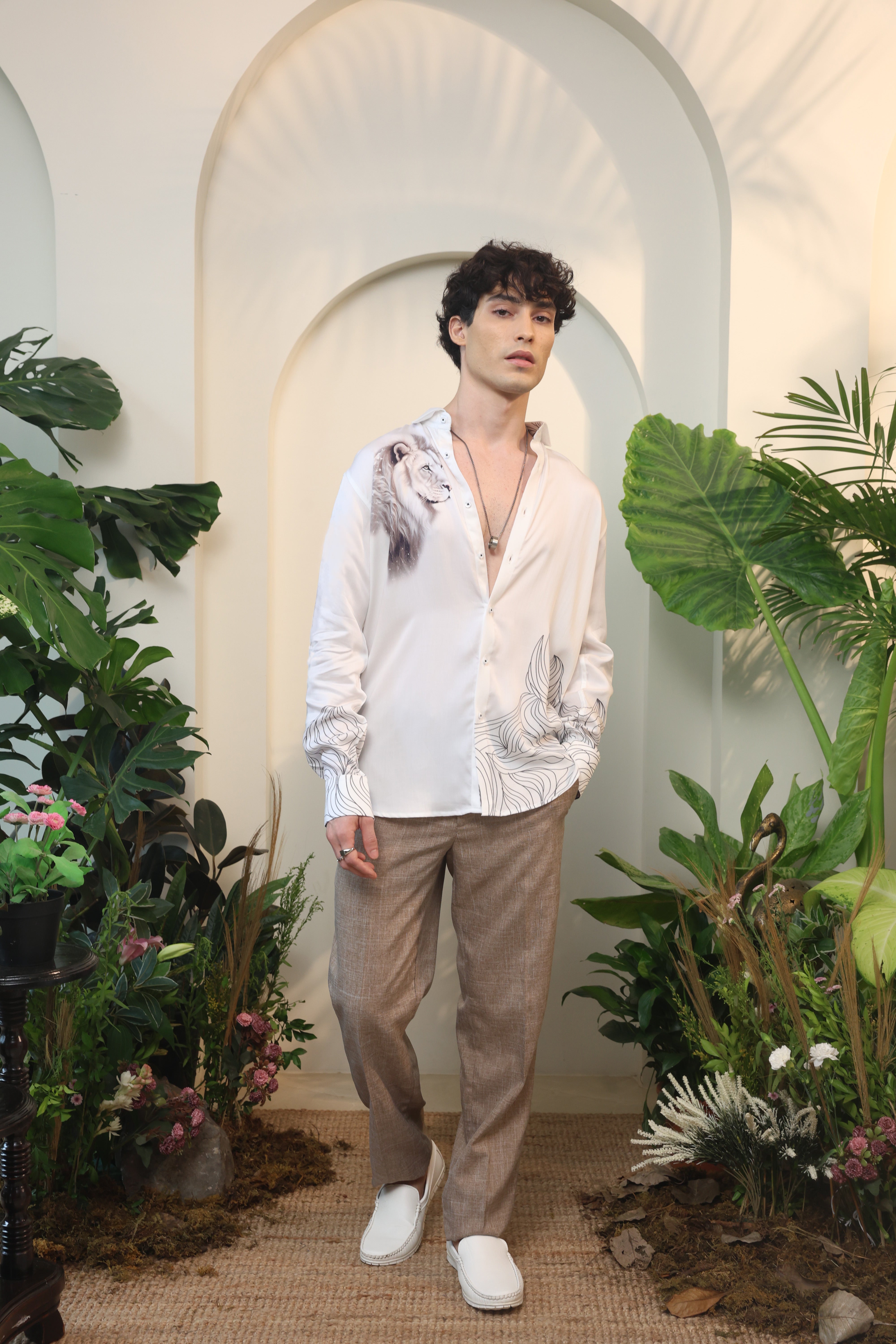 White Lion & Abstract Print Full Sleeve Shirt