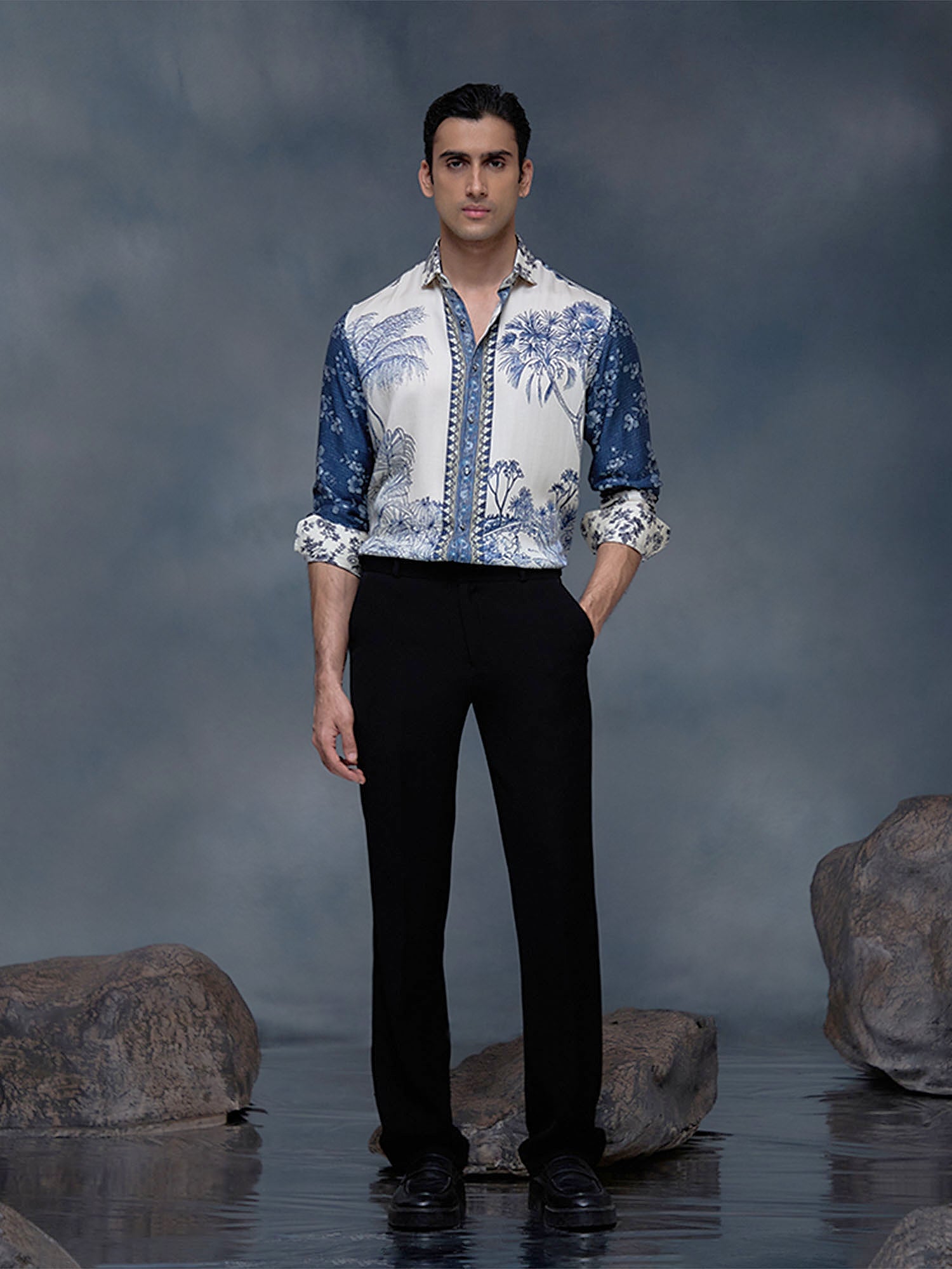 Off-White Floral Print Slim Fit Shirt