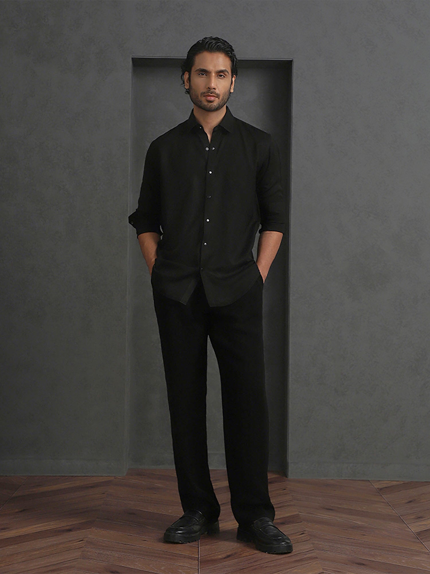 Black Slim Fit Stroma Shirt with Classic Plain Elegance