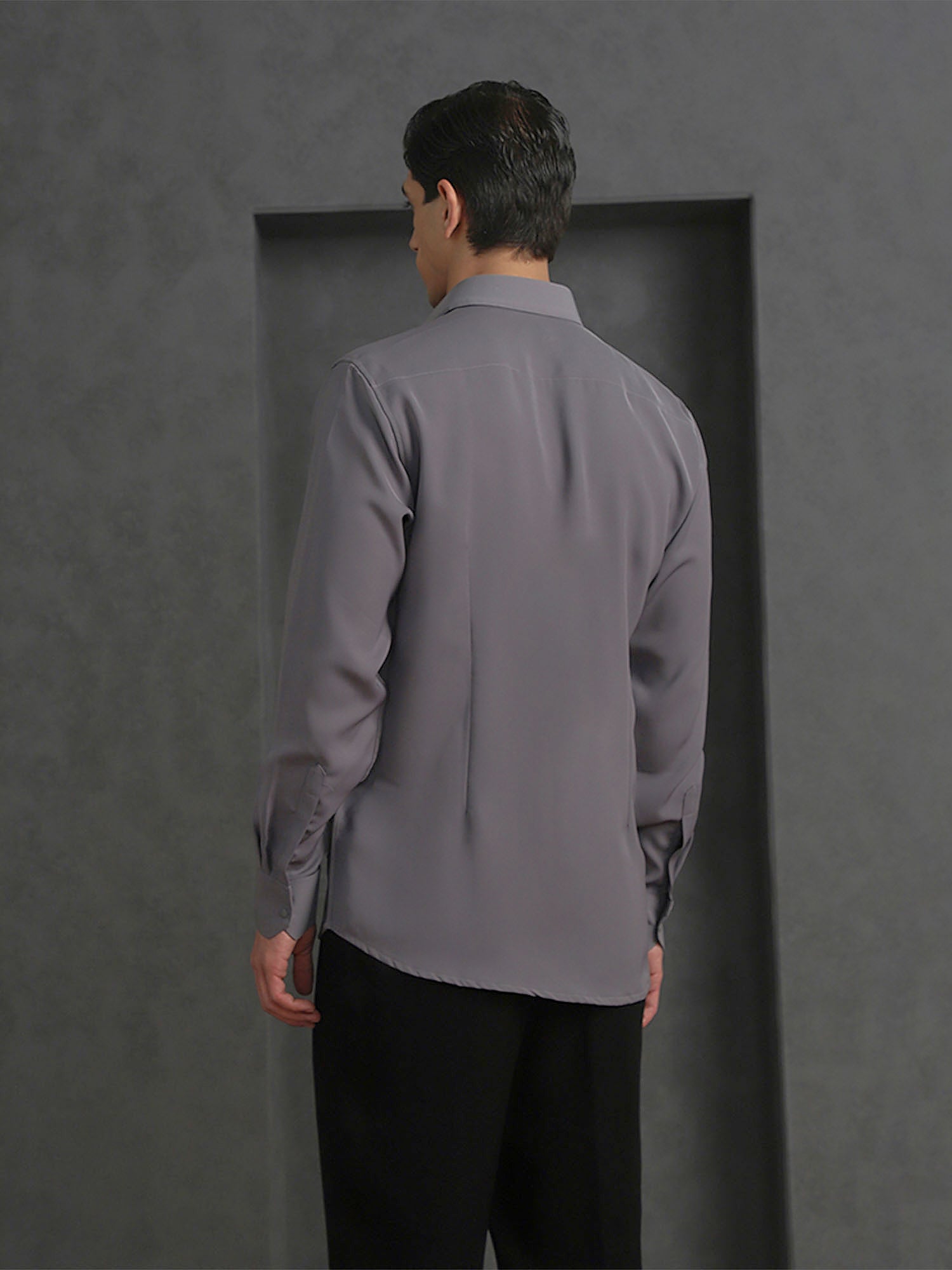 Grey Slim Fit Stroma Shirt with Classic Plain Design
