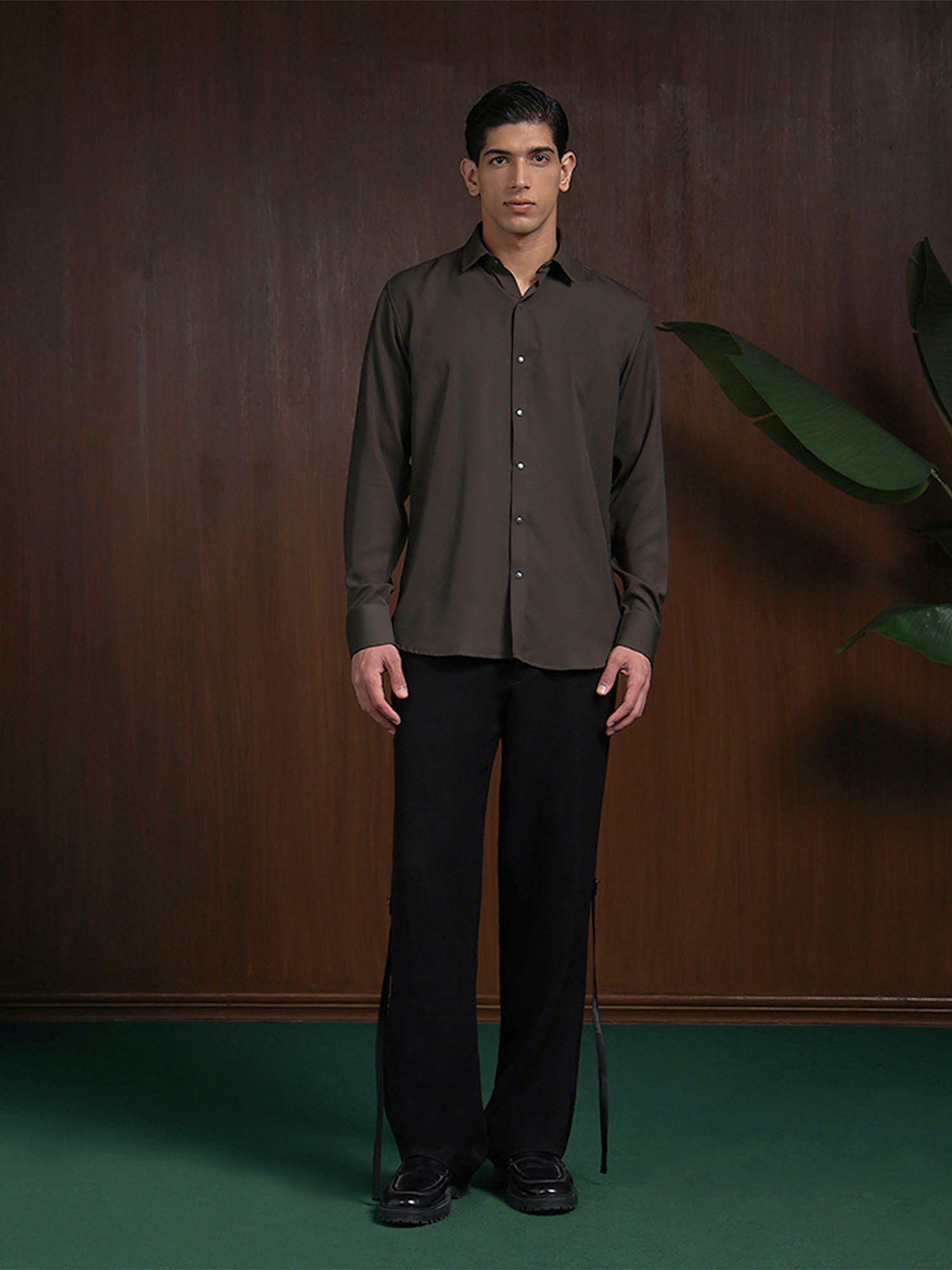 Bottle Green Slim Fit Stroma Shirt with Timeless Plain Style